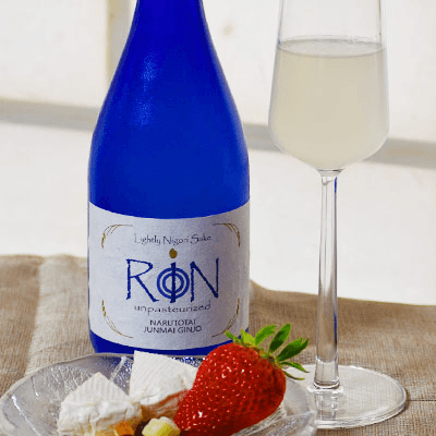 Narutotai Junmai Ginjo Rin Unpasteurised Light Nigori Sake 鳴門鯛 純米吟醸 うすにごり生酒 凛