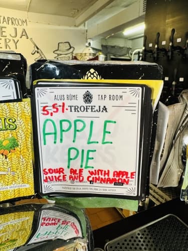 APPLE PIE