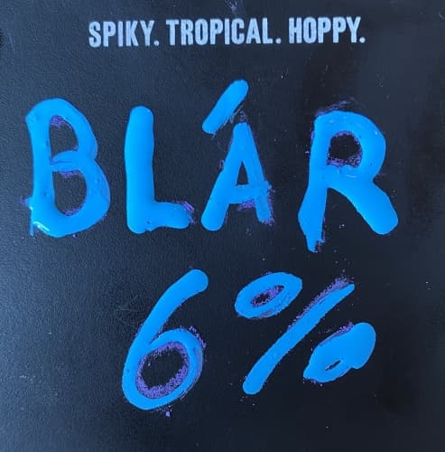 BLÁR