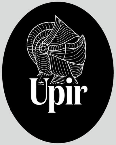 Upir